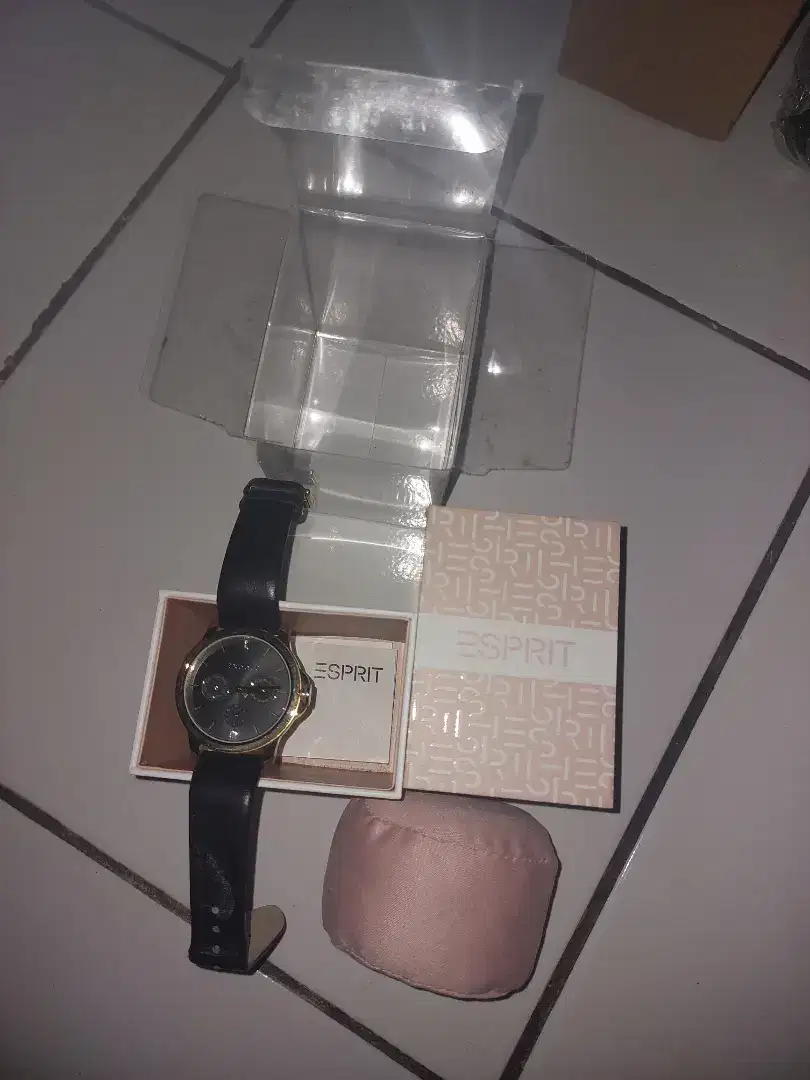 Jam Tangan ESPIRIT bekas second murah