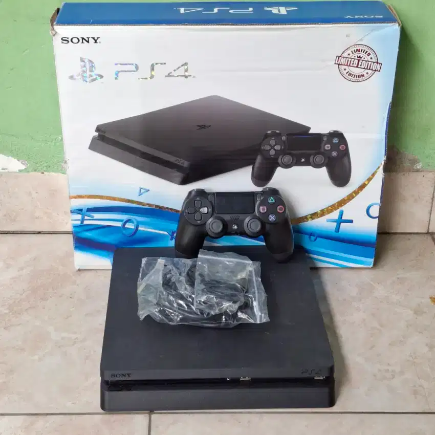 Ps4 slim 1tb seri 20 original