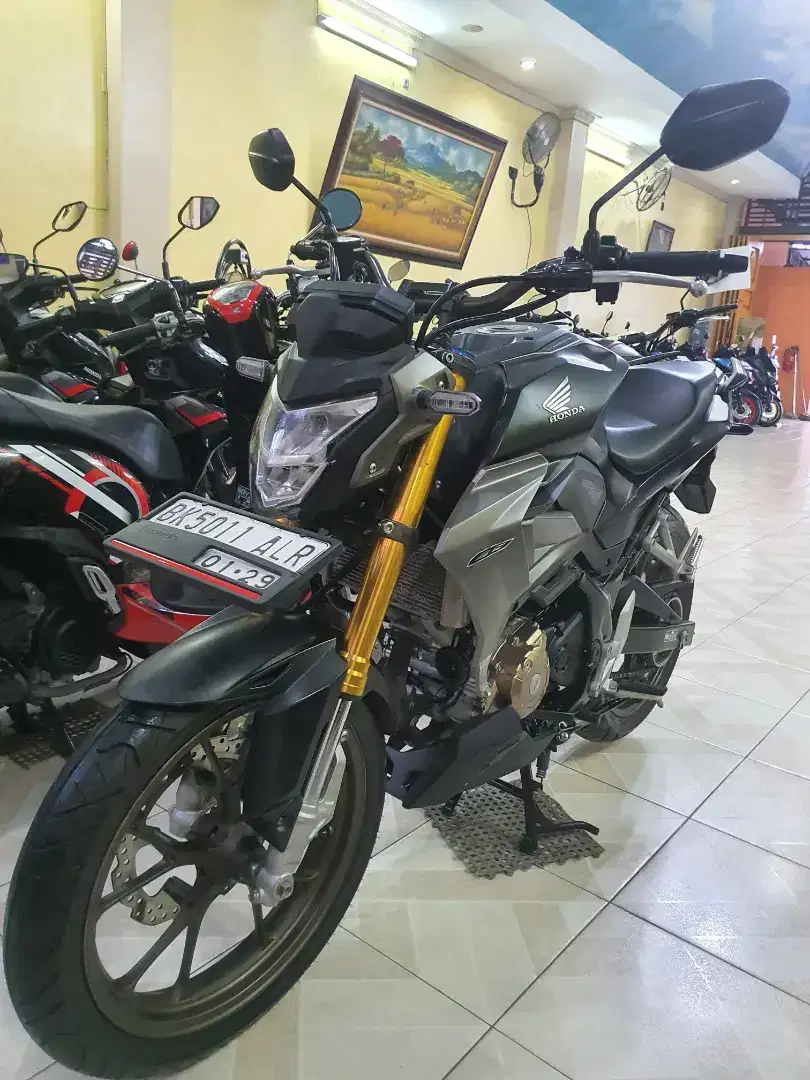 New CB 150 R/New CB150R 2023 Mantap-Odomtr Masih 1.800 KM-plaza motor