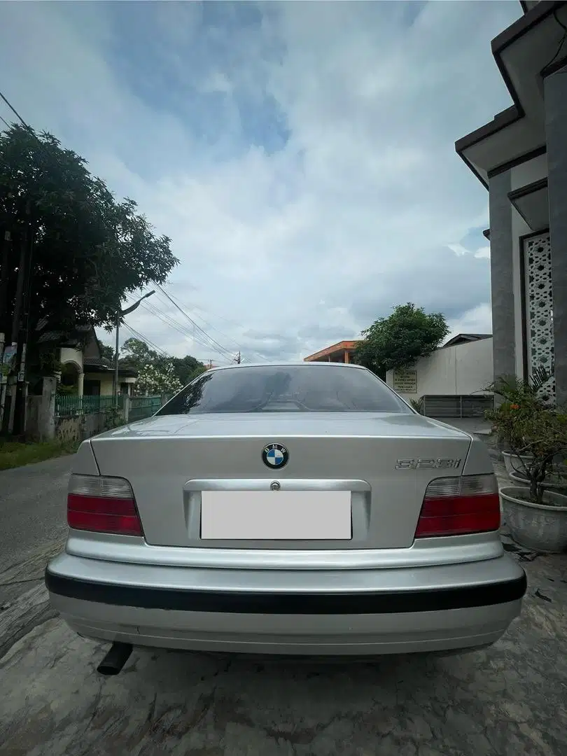 Bmw e36 323i super langka