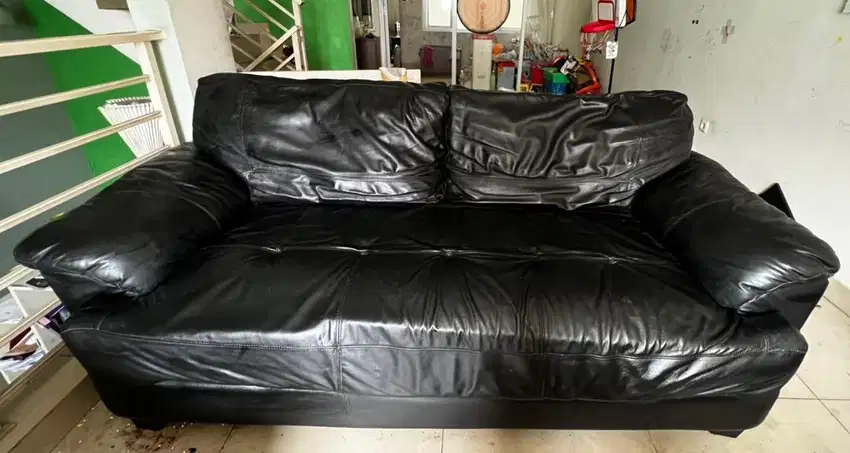 Sofa kulit asli Informa 2 seater COD Kelapa Gading