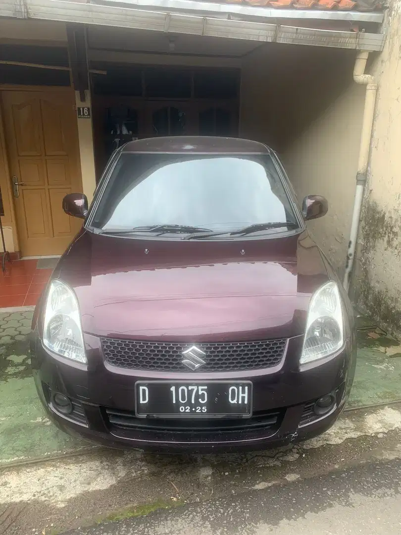 Suzuki Swift 2012 Bensin