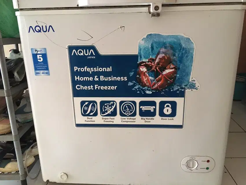 Freezer Box Aqua Japan 161 liter