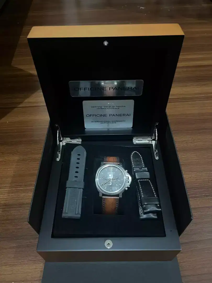 Di Jual Jam tangan Panerai Officine Luminor 44