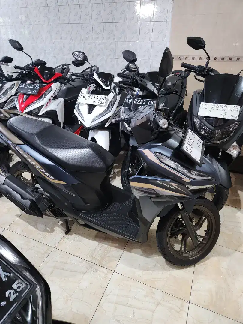 Vario 125 keyless 2022 gbm kredit / tunai