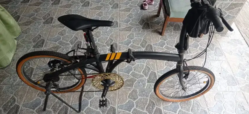 Sepeda Lipat Airwalk 20 Inci 6-speed