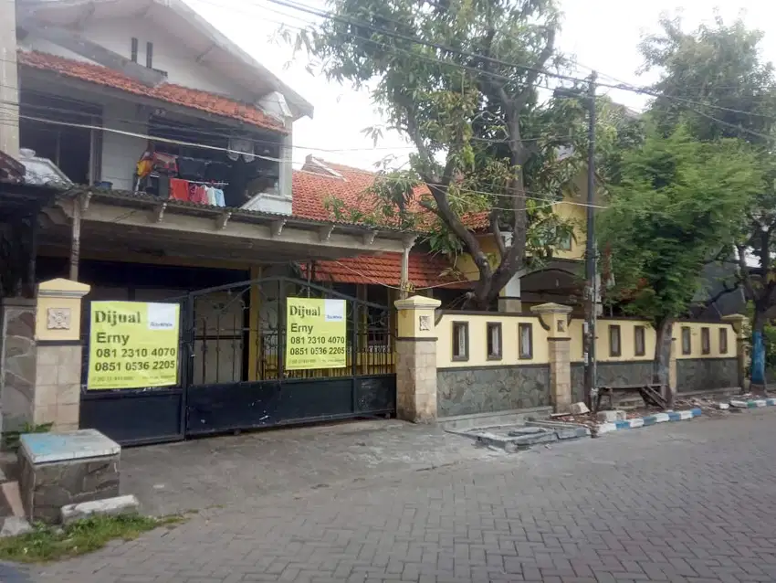 Rumah di Tenggilis Utara