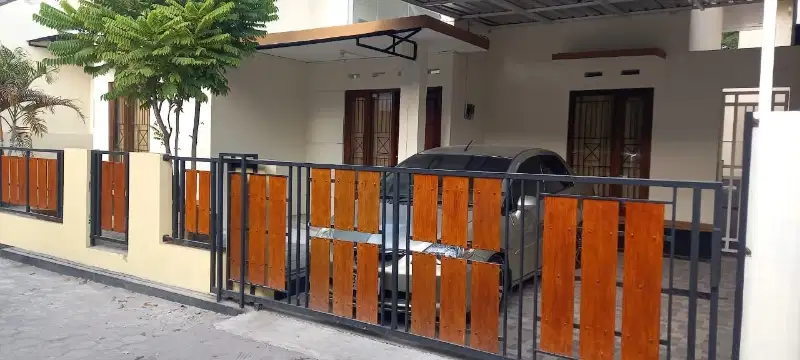 Di sewakan rumah bagus area cebongan