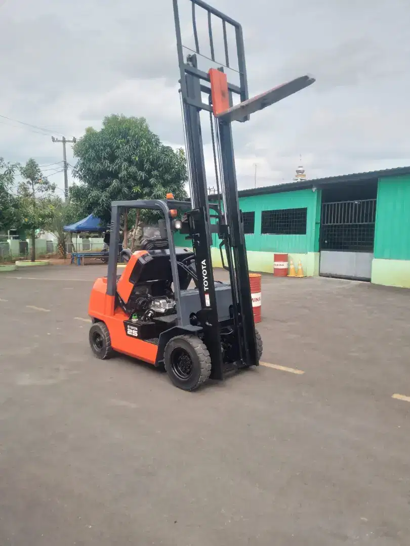 Forklift Toyota 2,5 on,Matic,3 Meter,1DZ-II,Low HM,FDZN25,Tahun 2021