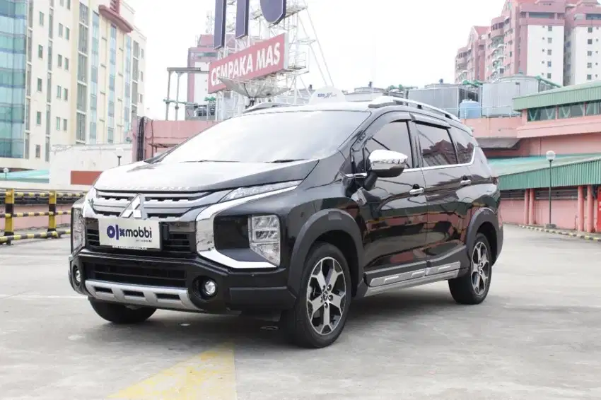 TDP 12JT Mitsubishi Xpander 1.5 Cross Premium Package Bensin-AT 2021