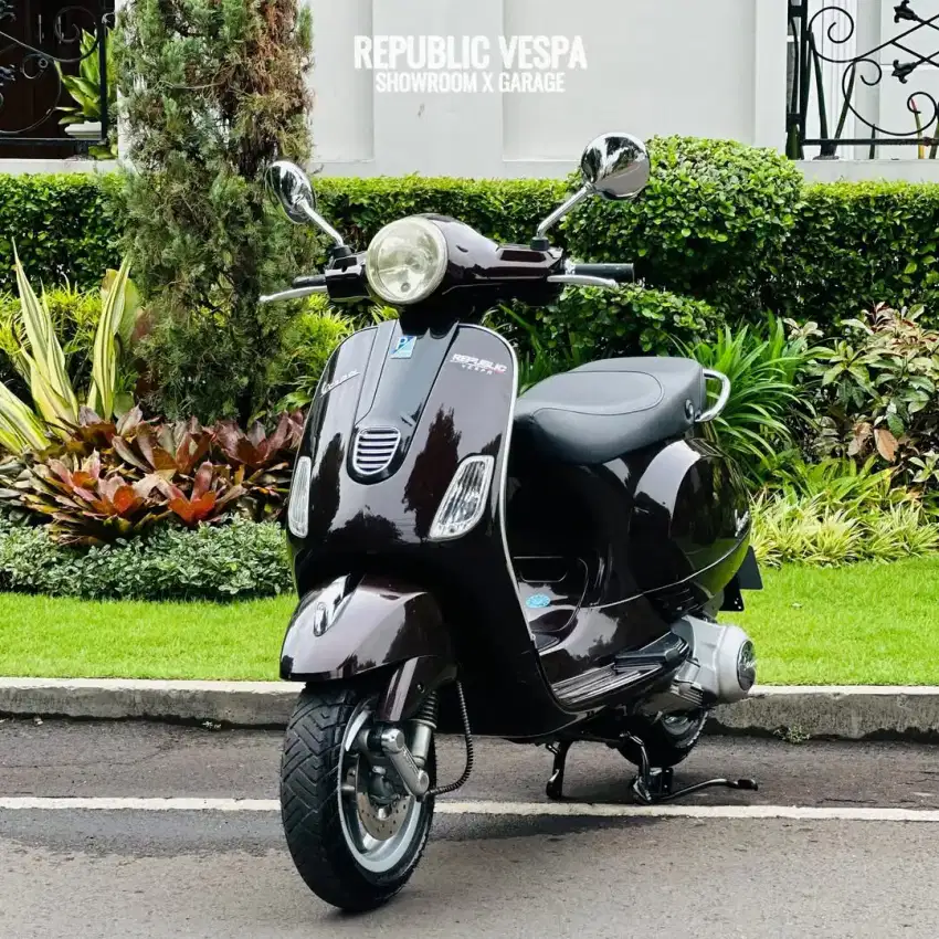 Vespa LX 150 2V Tahun 2011 Warna Coklat