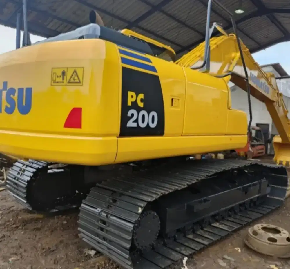 Cari pekerjaan mekanik alat dan truck