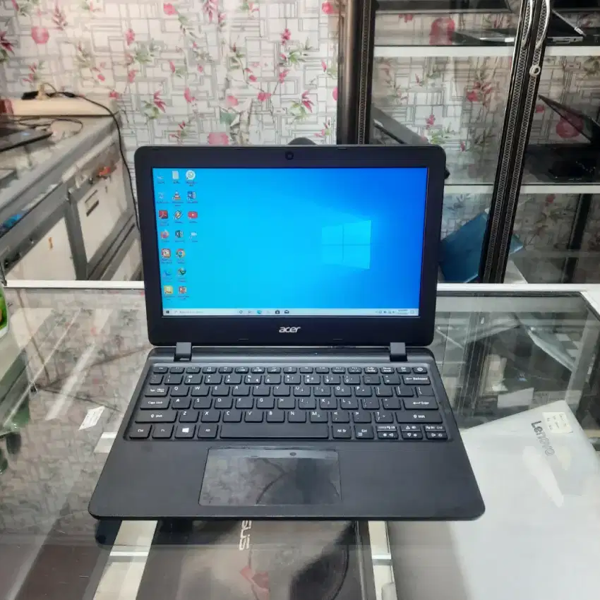 Notebook Acer ES1-132, Intel Celeron, RAM 4GB, SSD 256GB, 11.6 inch