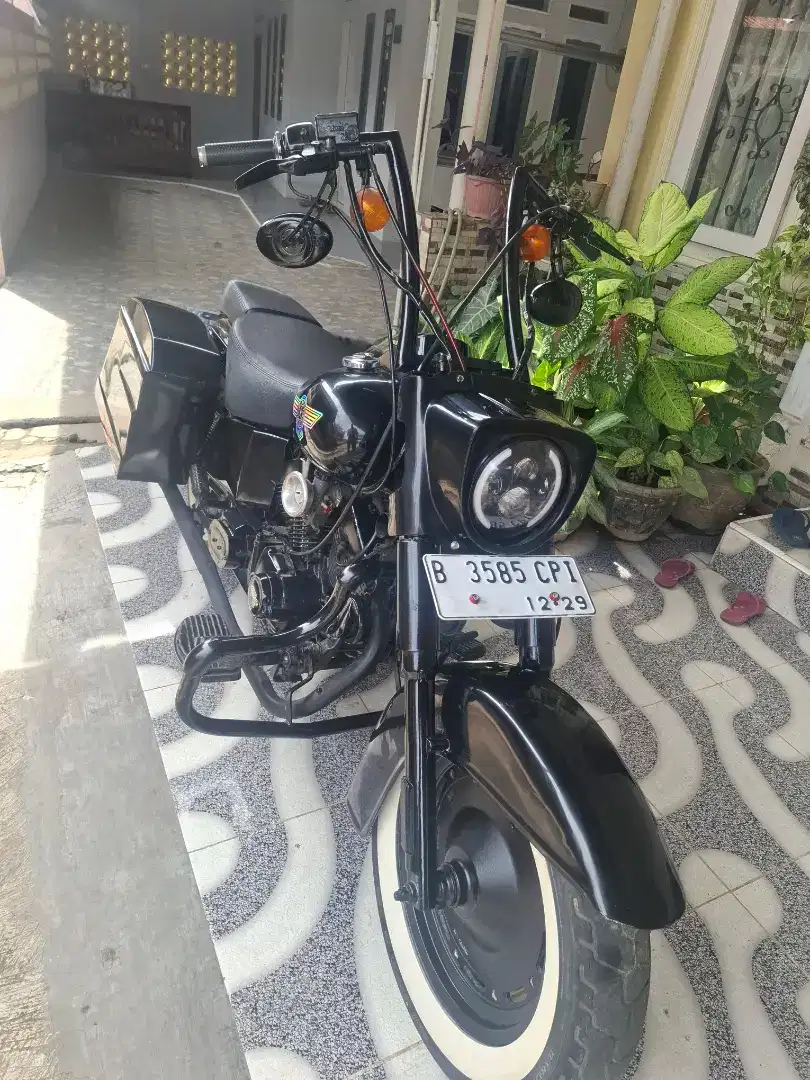 Kaisar Ruby 250 Mirip HD