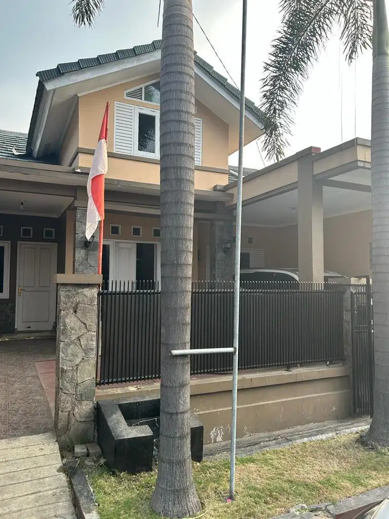Di jual rumah pinus regency