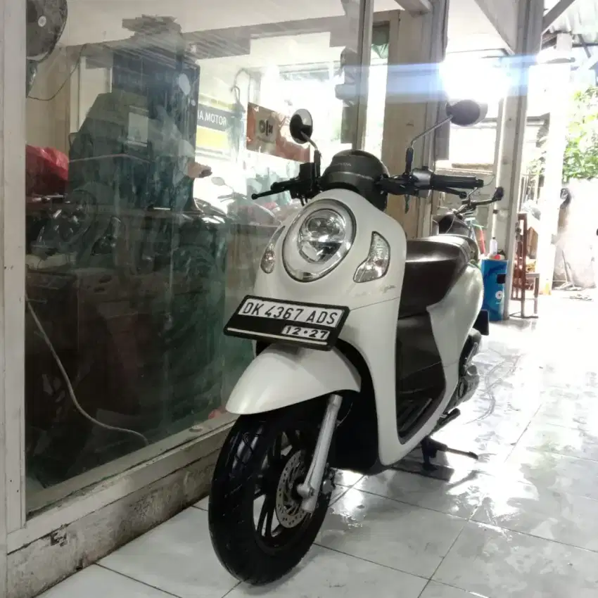 Dp 1 jt Scoopy fi 2023 cash. /Kredit Bali dharma motor