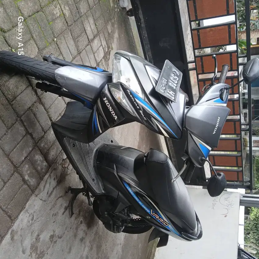 PRELOVED! Honda Vario 110 CW Karbu