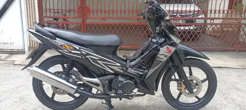 Honda Supra x 125 cw dd tahun 2012.