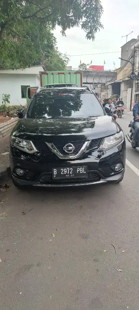 Jual cepat Nissan Xtrail 2015 type tertinggu