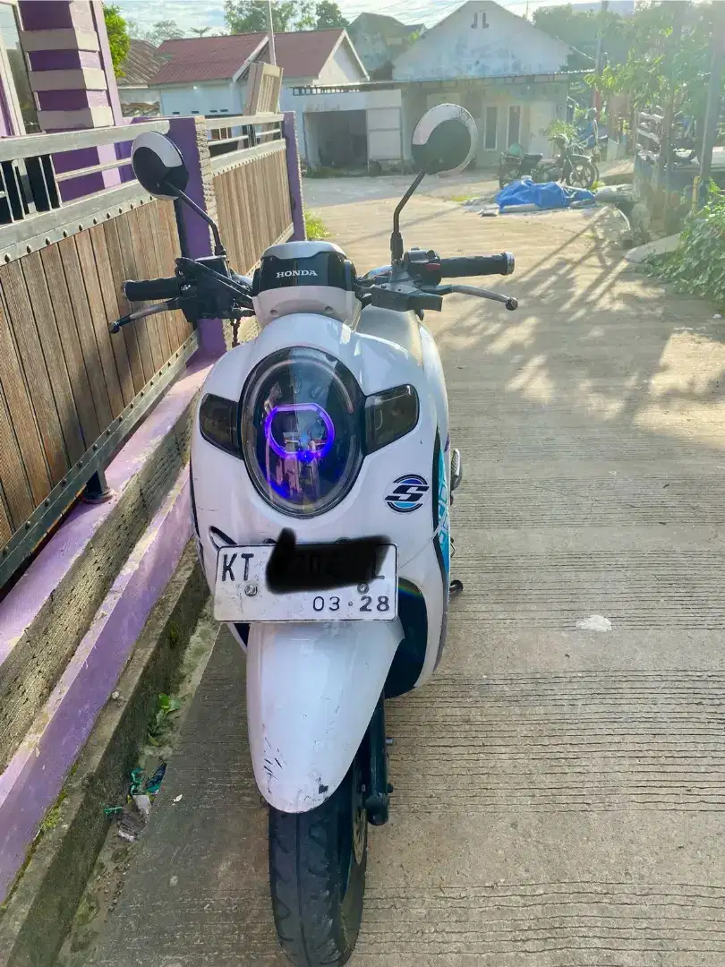 Honda Scoopy 2018