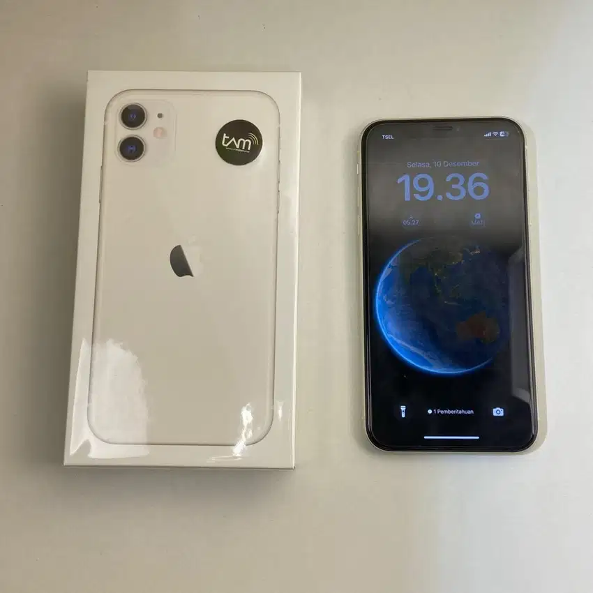 Iphone 11 128GB White Garansi Mei 2025