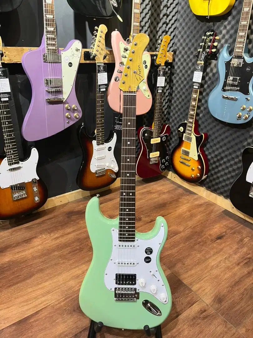 FENA GUITARS HSS STRATOCASTER STD SURF GREEN