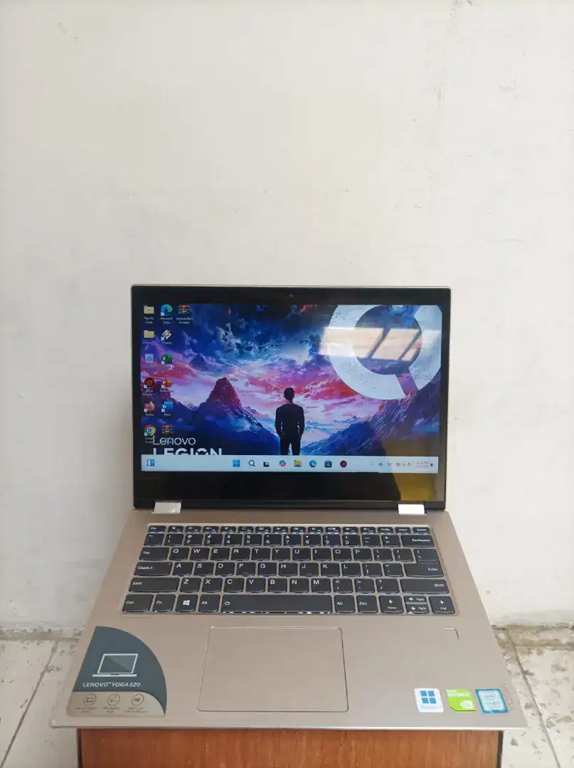 Laptop Slim Lenovo Yoga 520 •CORE I5 GEN8 SSD 256GB -4GB -Baterai OK