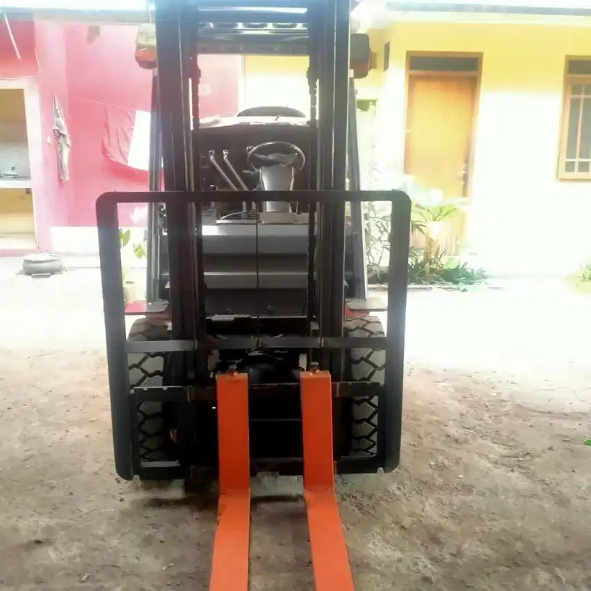 Forklift Toyota 2.5 Ton