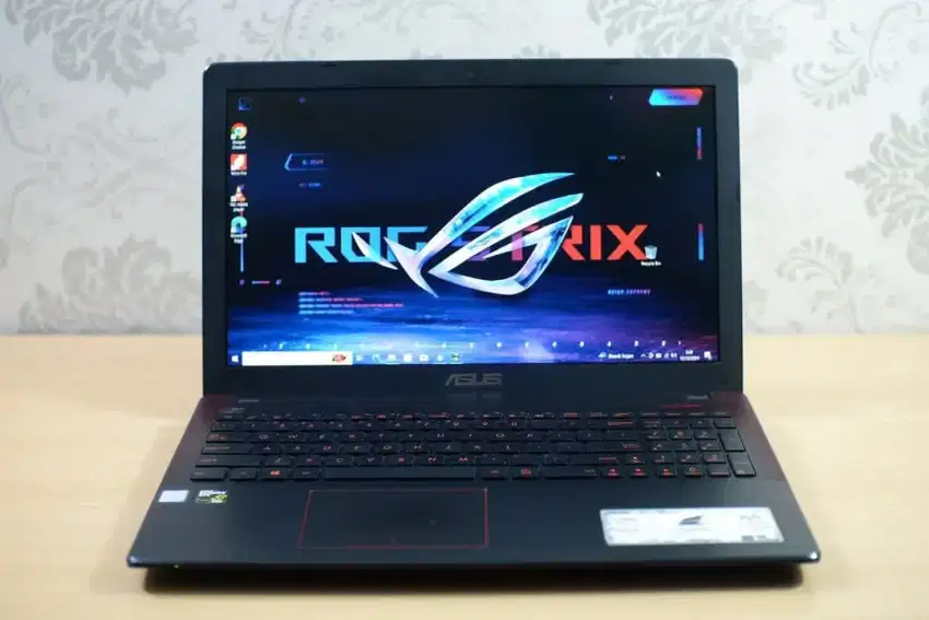 Asus Gaming X550V i7 GTX 950M