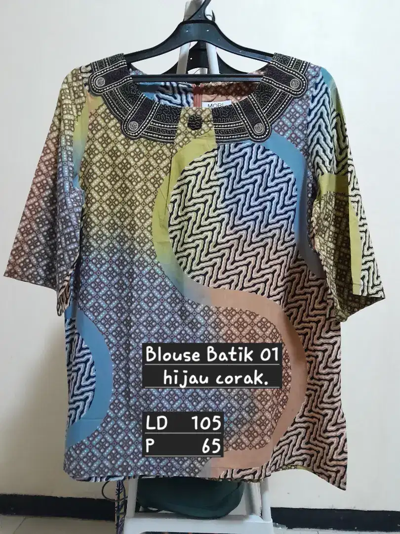 Blouse batik pelangi