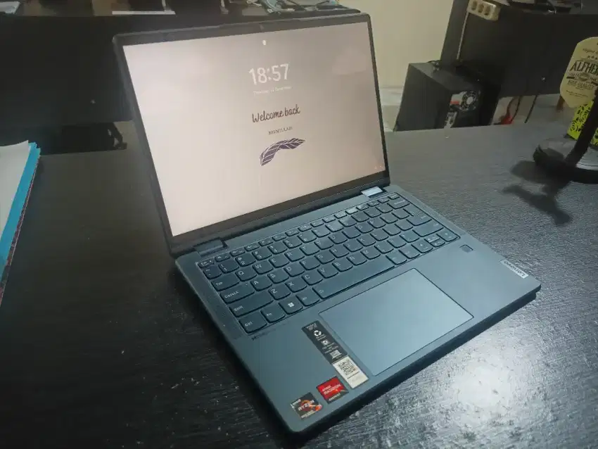 LENOVO Yoga 6 13ALC7 ( AMD Ryzen 7, 16GB, 1TB )