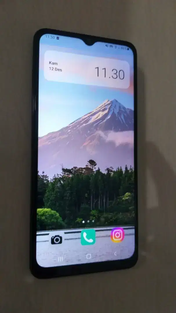 Samsung a12 hitam