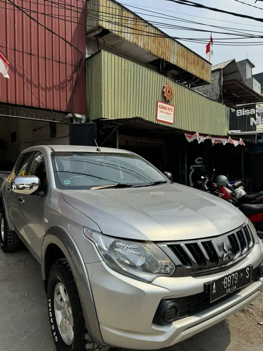 Mitsubishi triton GLS 2019 double cabin 4x4 manual