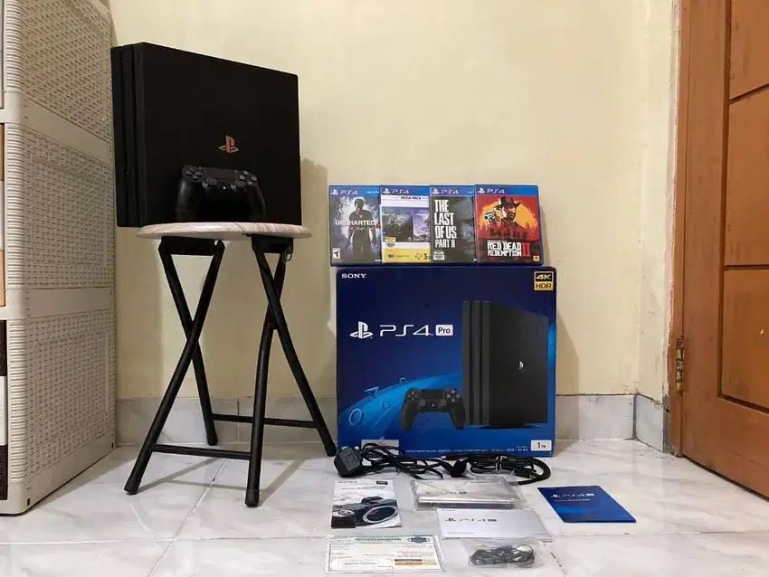 WTS Jual PS4 Pro Original 1TB CUH-7218B Seri Akhir