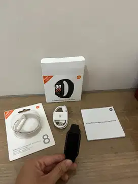 Xiaomi Smart Band 8 Active, Bonus Band Ivory