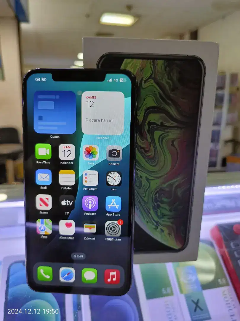 iPhone XS Max 64gb lengkap