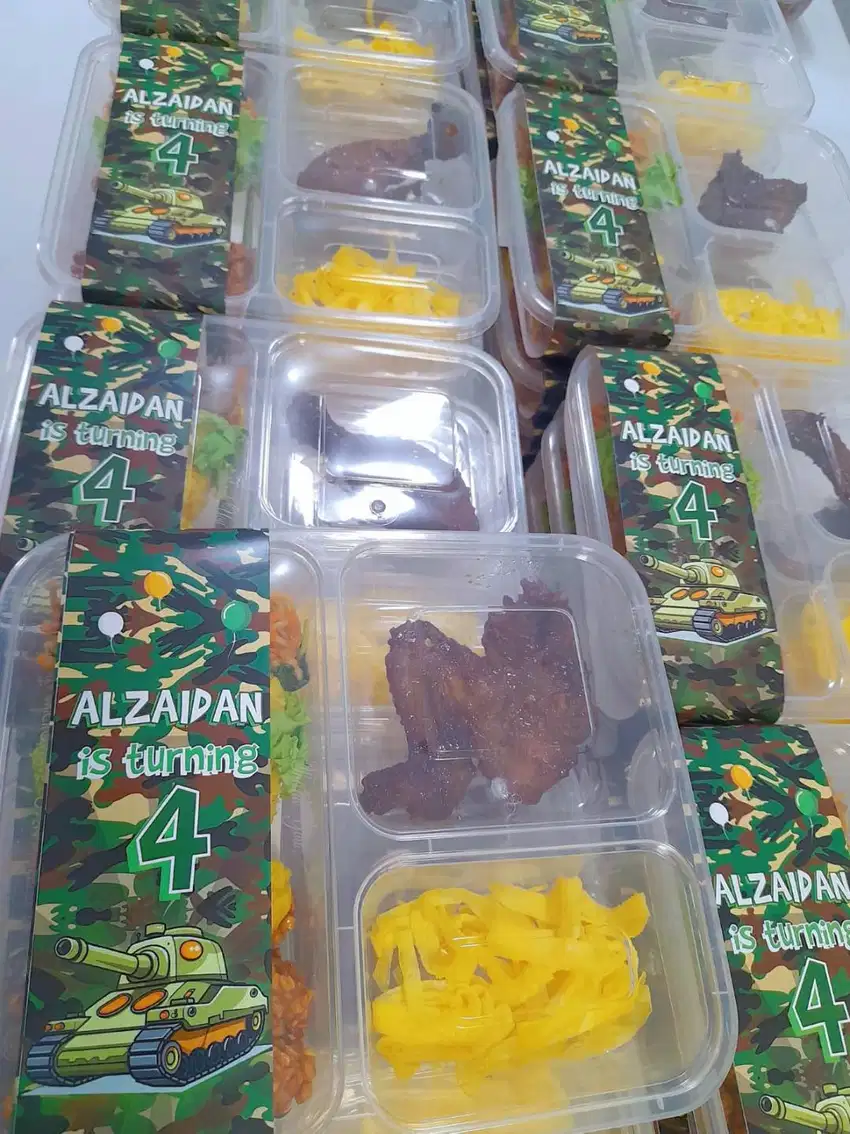 Catering nasi kuning untuk ulang tahun,syukuran,acara kantor,dll