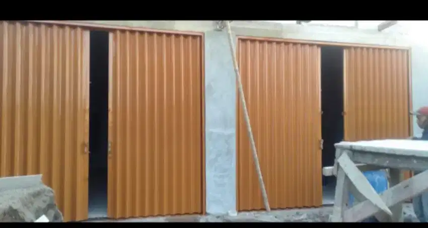 Rolling door dan folding gate