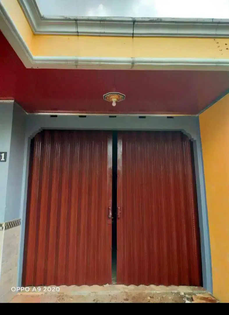 Rolling door dan folding gate