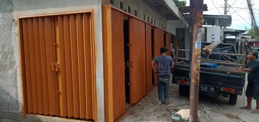 Rolling door dan folding gate