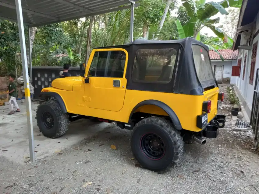 Jeep CJ7 1984 bensin 4X4 CJ 7