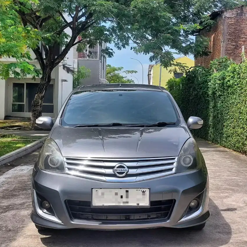 NISSAN GRAND LIVINA 1.5 ULTIMATE AT 2013 GREY