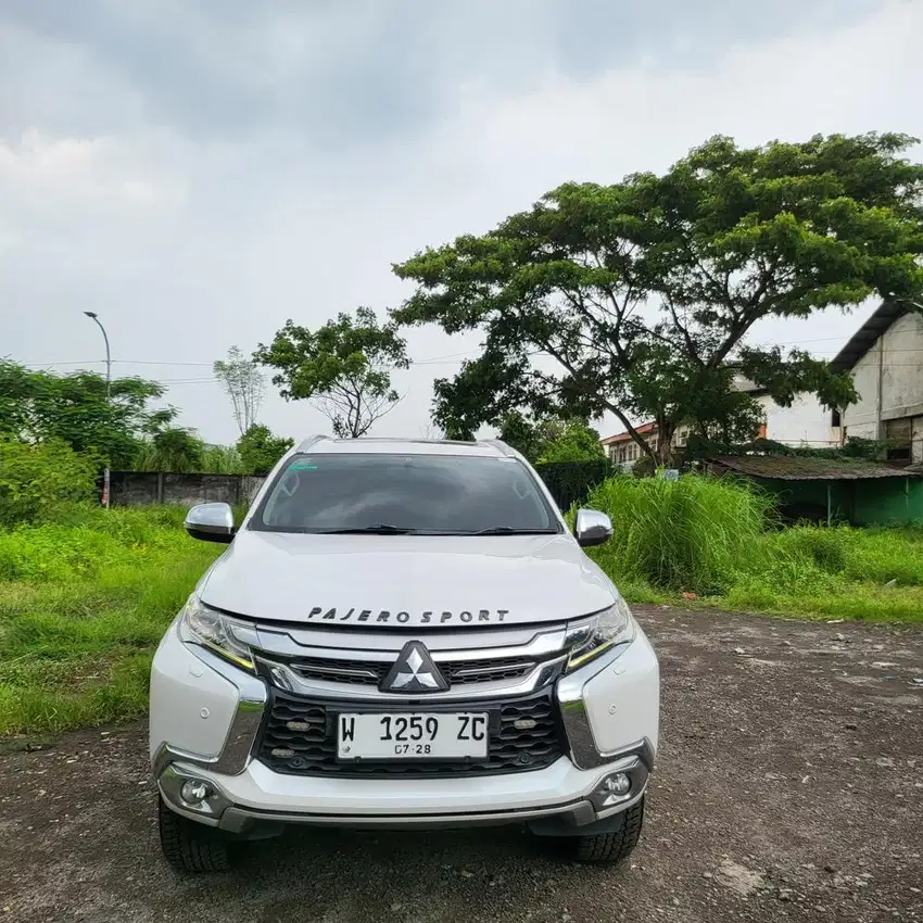 Mitsubishi pajero tahun 2018