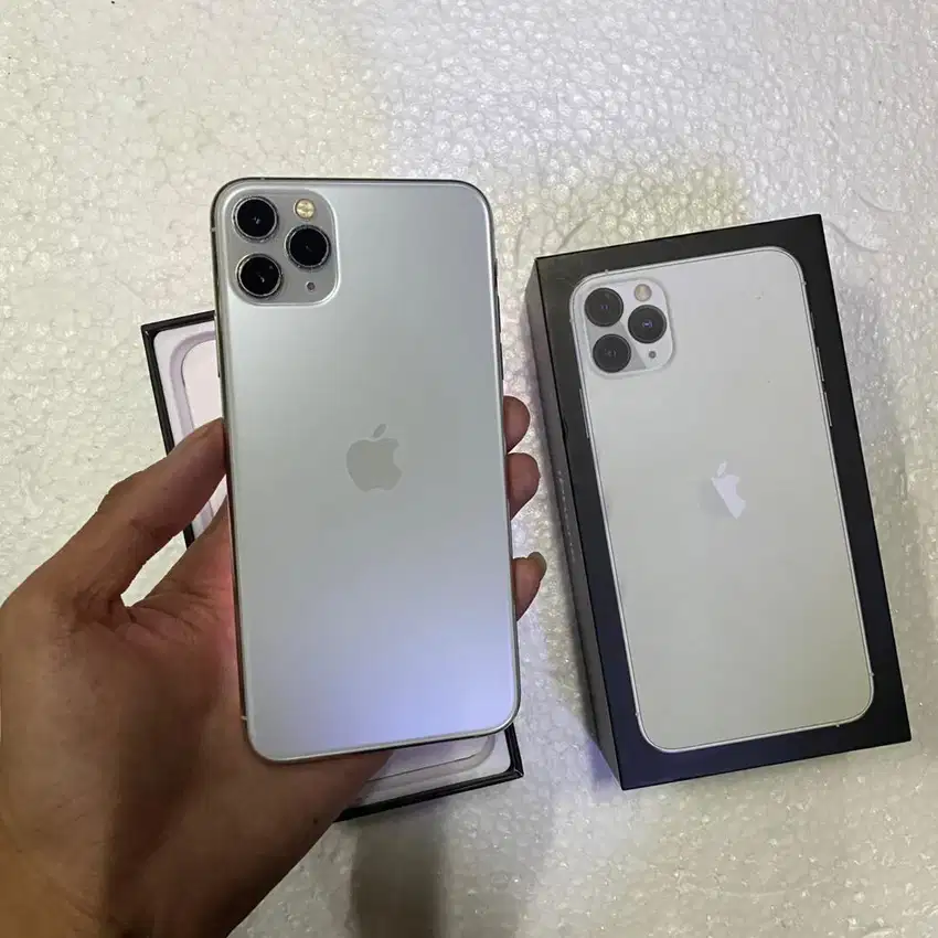 IPHONE 11 PROMAX 256GB SILVER