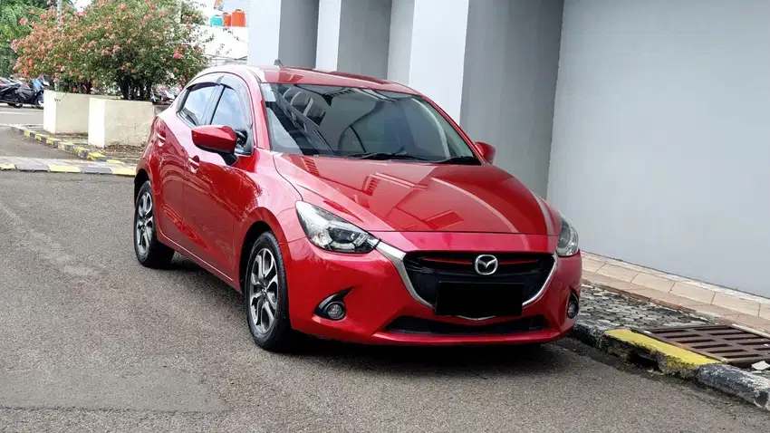 Mazda 2 R 1.5 Skyactive 2015