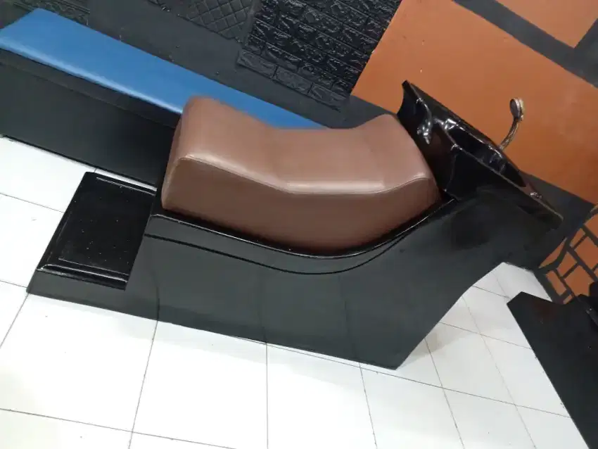 Tempat keramas salon washbak barbershop fiber