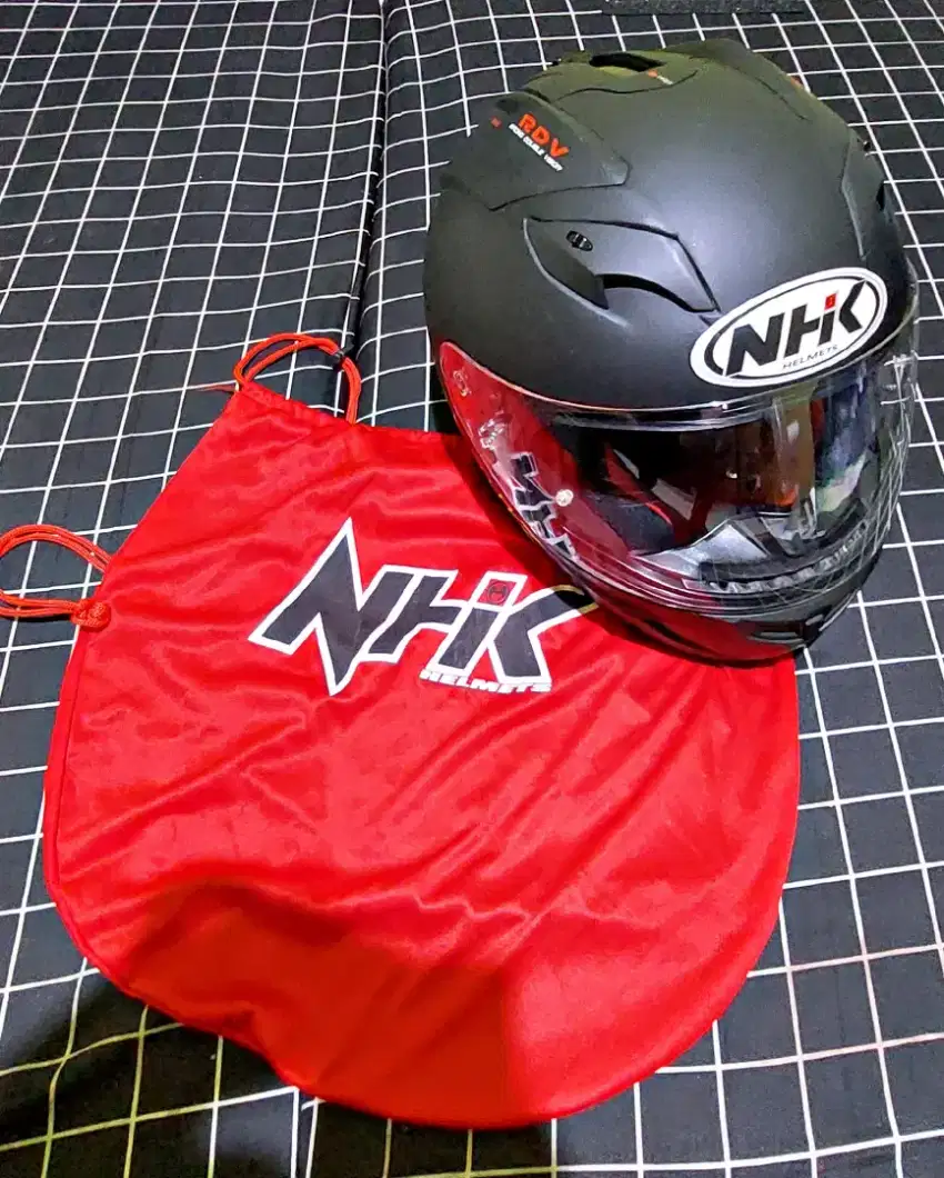 HELM NHK GP1000