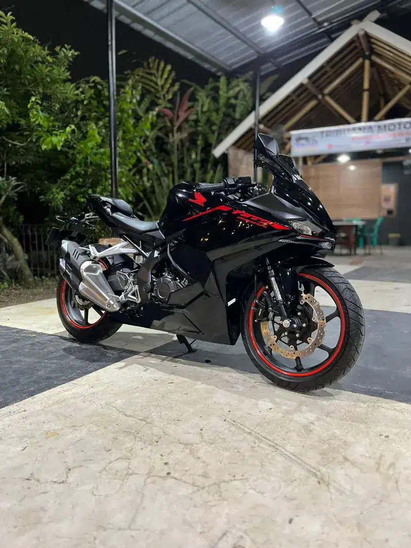 NEW CBR 250RR SEPERTI BARU