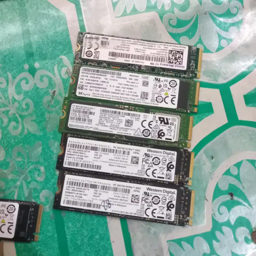 Take all SSD NVME 512GB DAN 256GB NORMAL