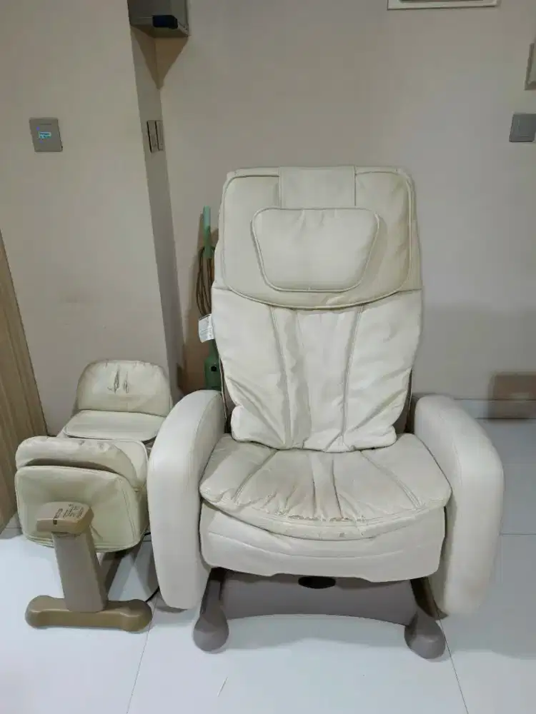 Promo Murah Meriah!! Kursi Pijat Osim OS-7700 uYoyo dan Sofa Ferrara